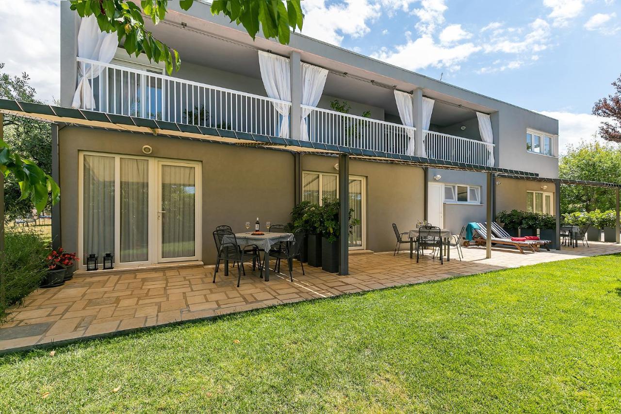 Apartments Dama Poreč Zewnętrze zdjęcie